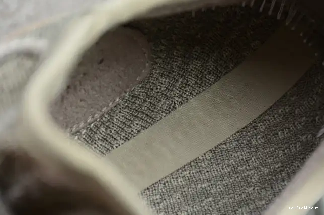 Moonrock Adidas Yeezy Boost AQ2660 350 0531